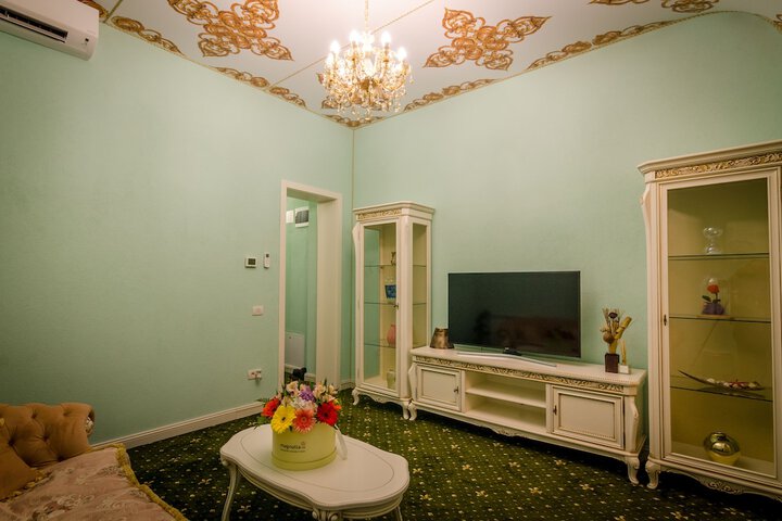 Room 75 of 131