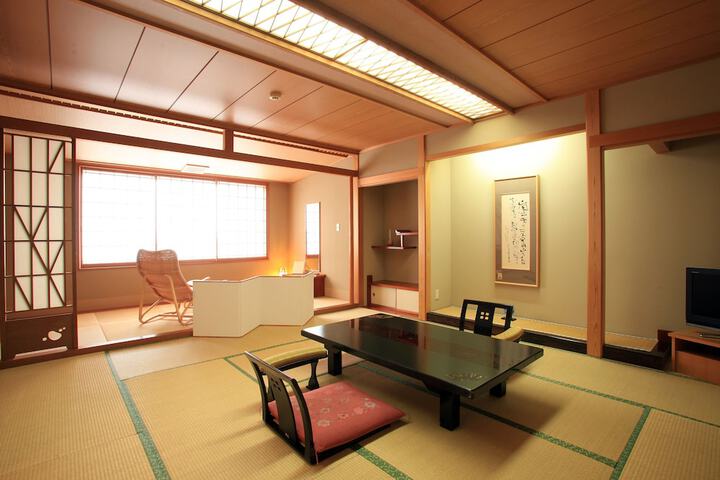 Room 17 of 73