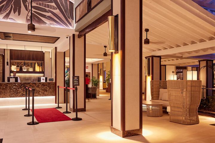 Hotel Interior 3 of 131