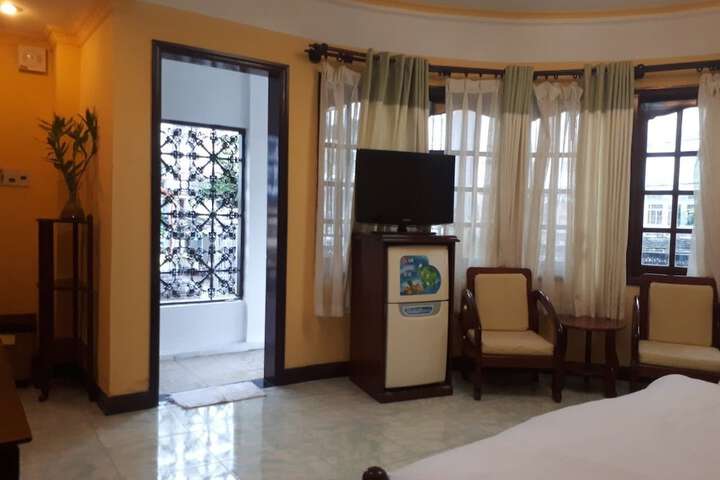 Room 7 of 21