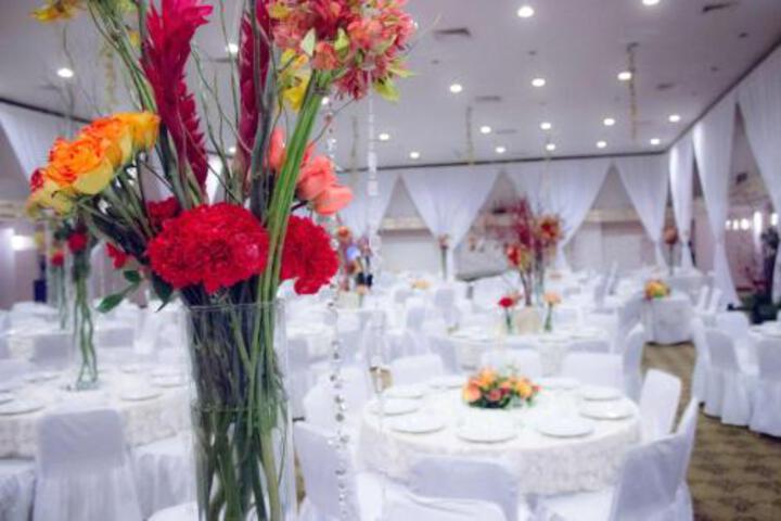 Banquet hall