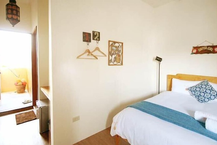 Room 18 of 35