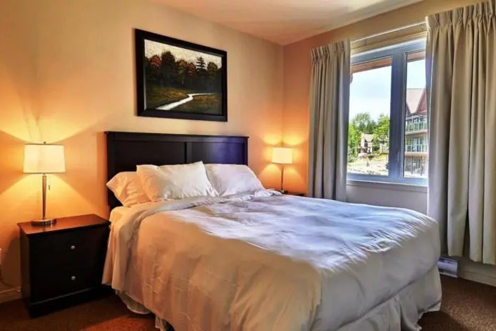 Room 3 of 27