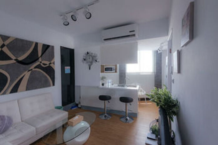 Room 27 of 30