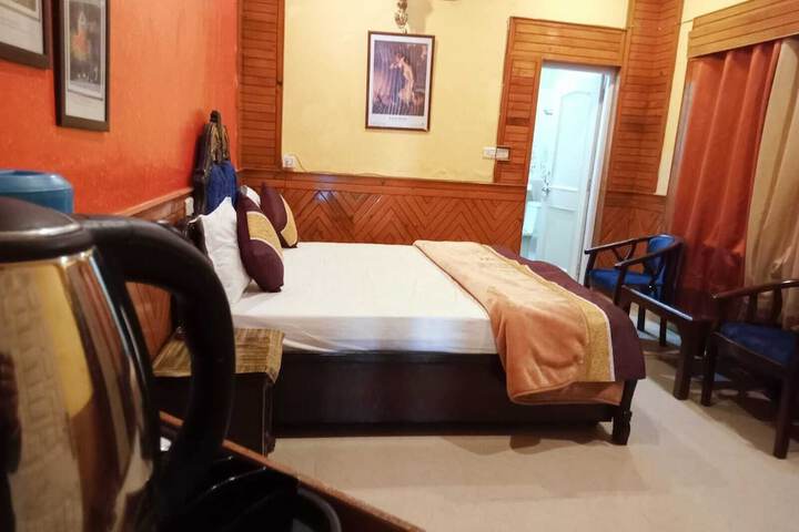 Room 22 of 121