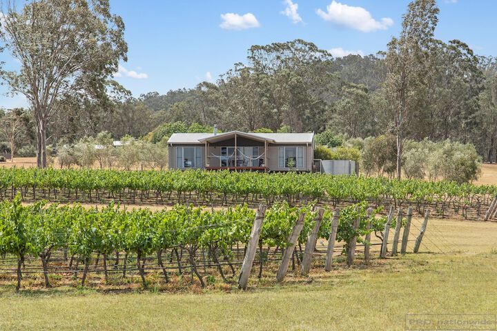 Hotel Exterior 111 of 112