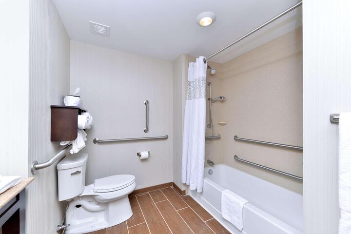 1 King Mobility Accessible Roll in Shower (7 of 18)
