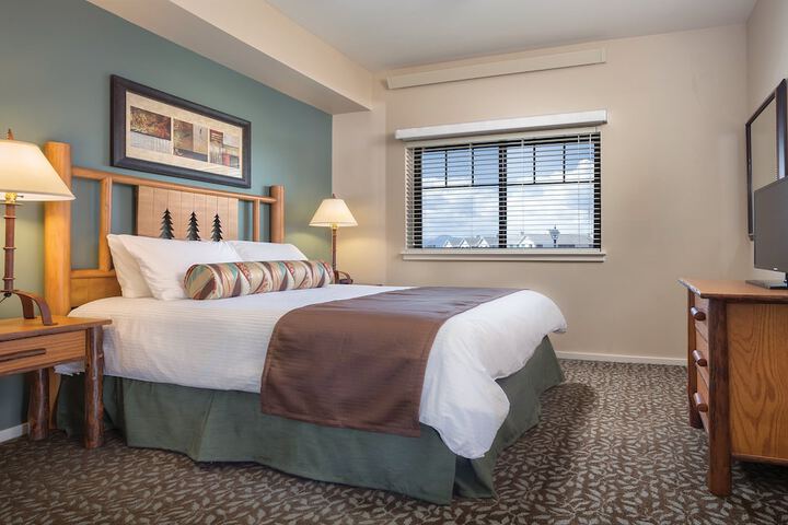 Room 4 of 66