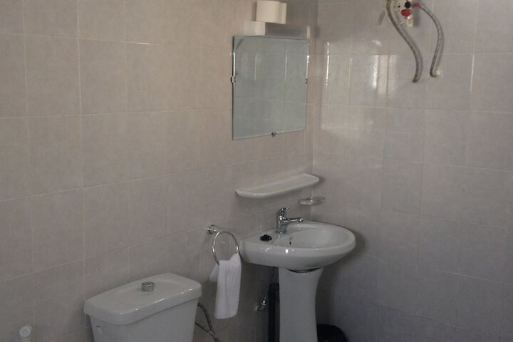 Room 15 of 16