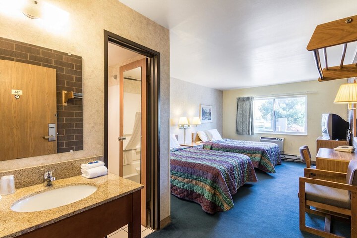 Room 21 of 40