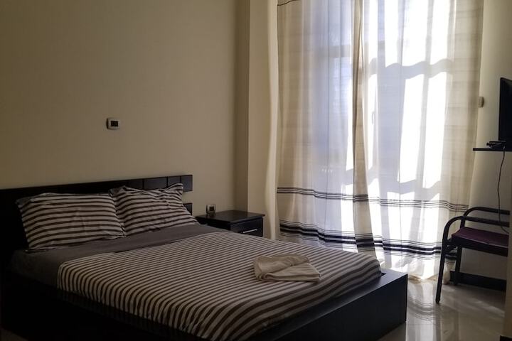 Room 3 of 23