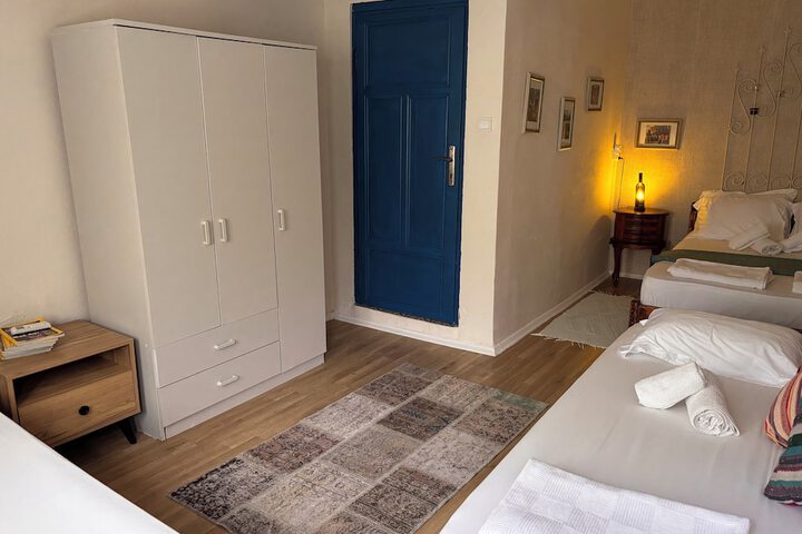 Room 22 of 73
