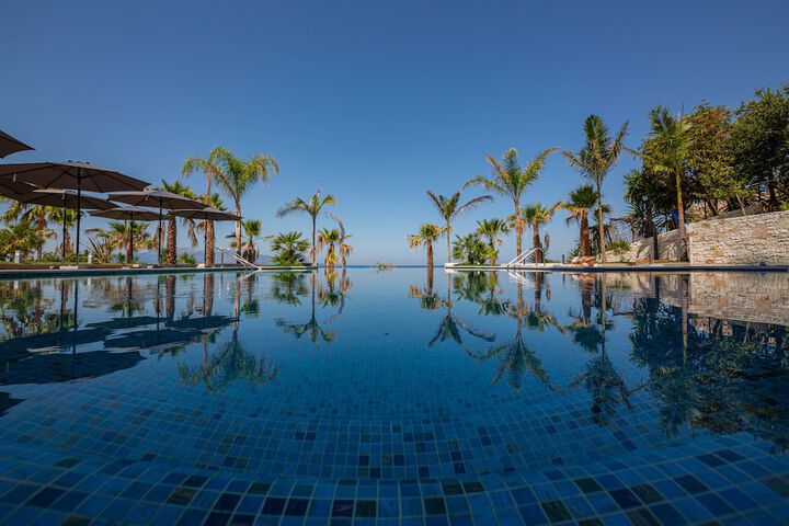 El Primero Hotel