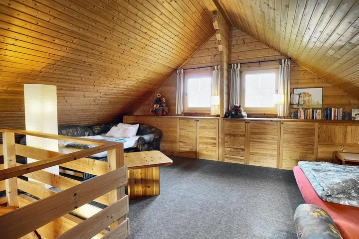 Room 3 of 13