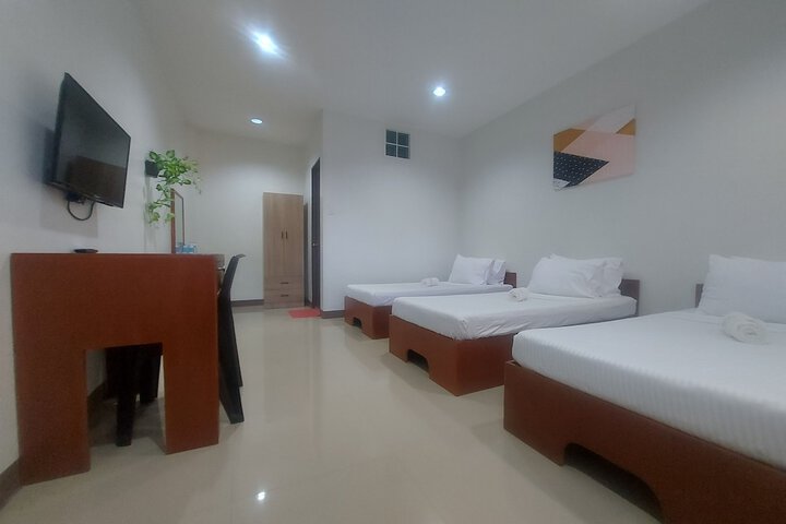 Room 10 of 21
