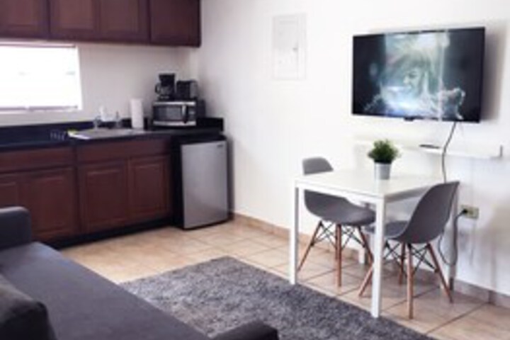 Image of Boulevard 203
