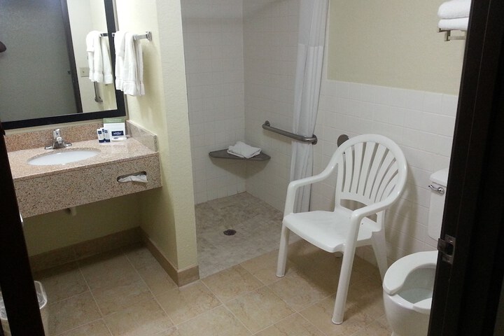 Bathroom shower