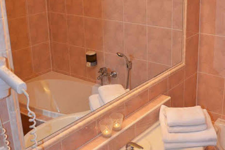 ALBIONETTE HOTEL