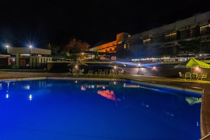 Pool 38 of 99