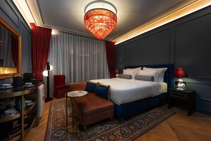 Room 16 of 59
