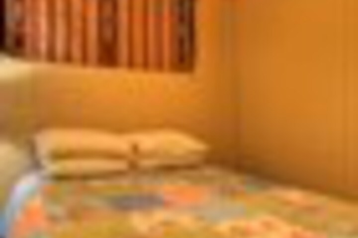 Room 80 of 204