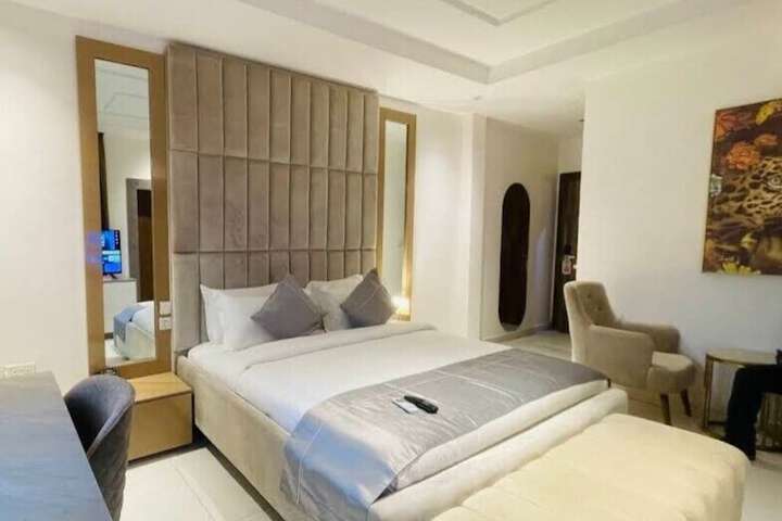 Room 38 of 89