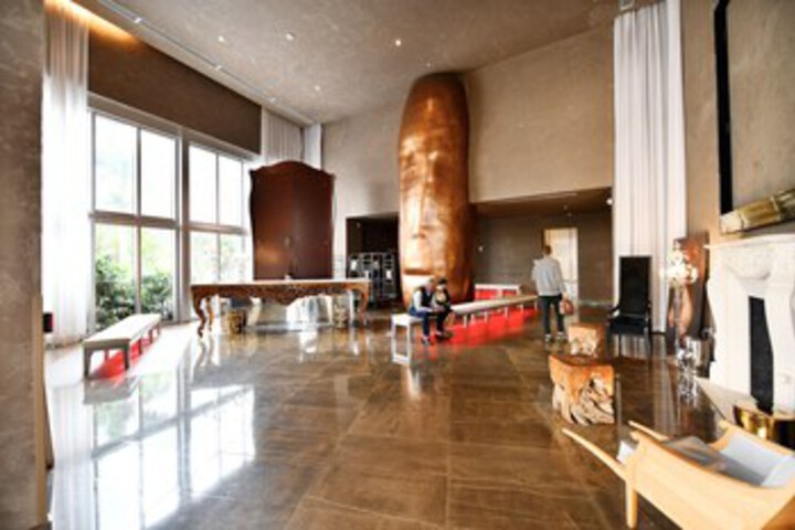 Hotel Interior 28 of 135