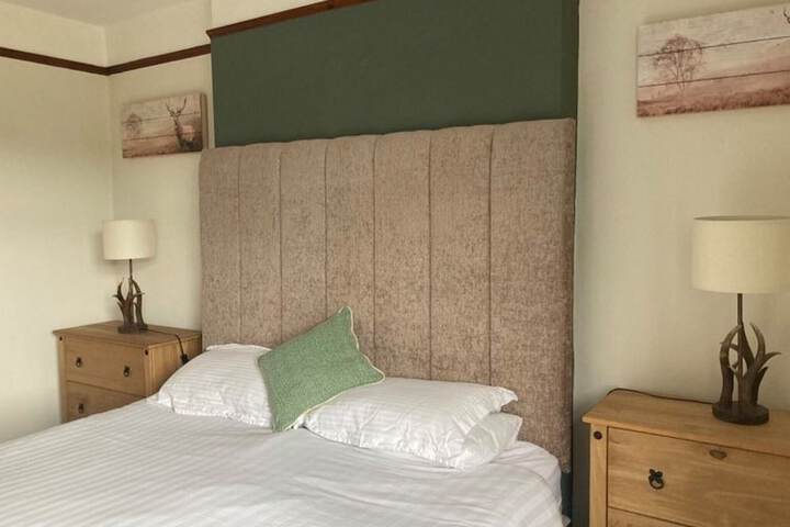 Room 11 of 35