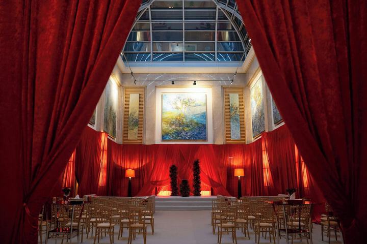 Ballroom/Hall 111 of 162