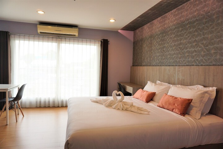 Room 7 of 38