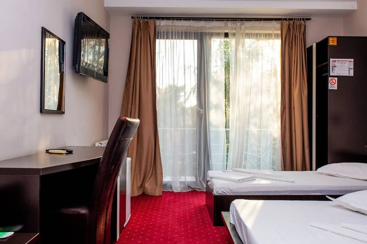 Room 17 of 44