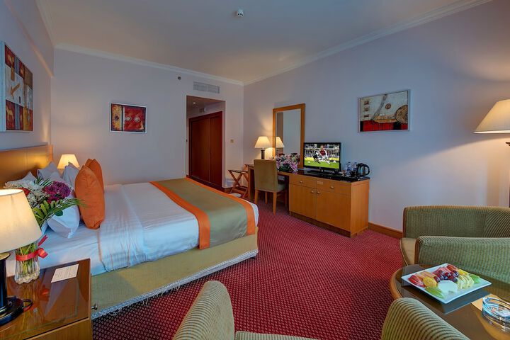 Room 5 of 34