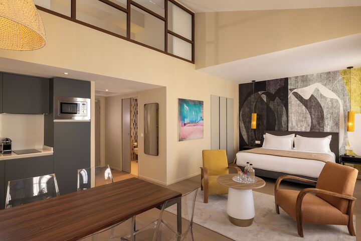 Room 17 of 55