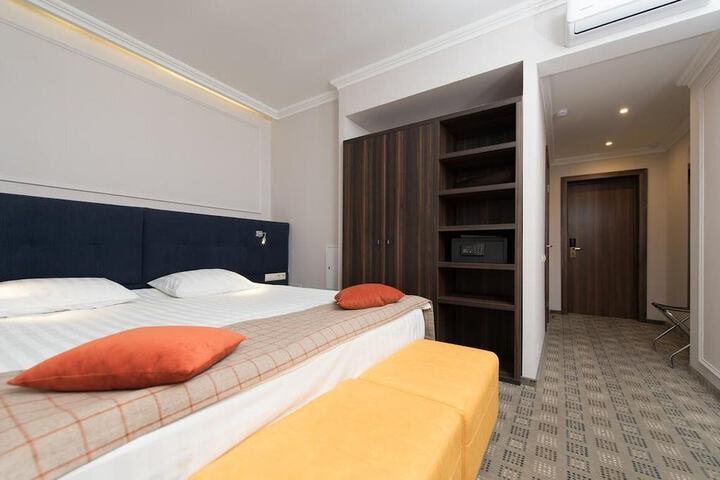 Room 34 of 55