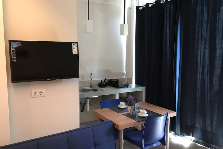 Room 14 of 19
