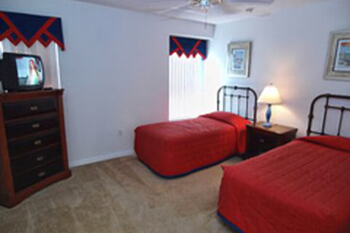 Room 9 of 19