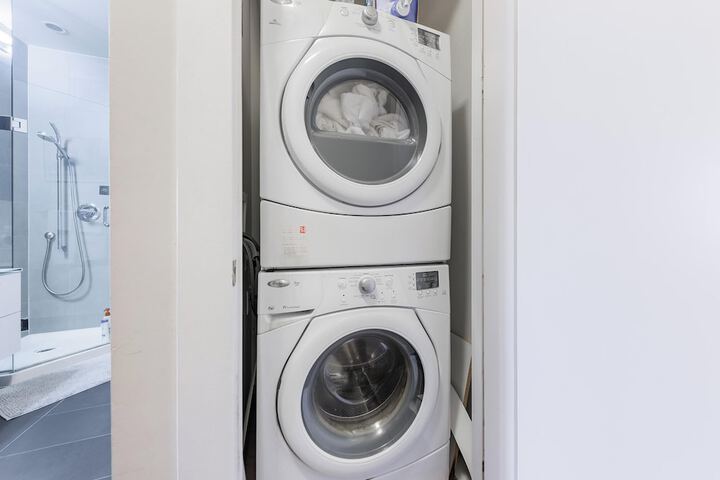 Laundry 327 of 448