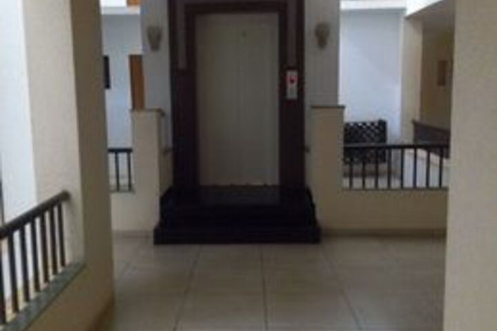 Ballroom/Hall 10 of 20