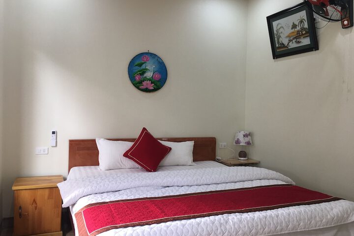 Room 26 of 104