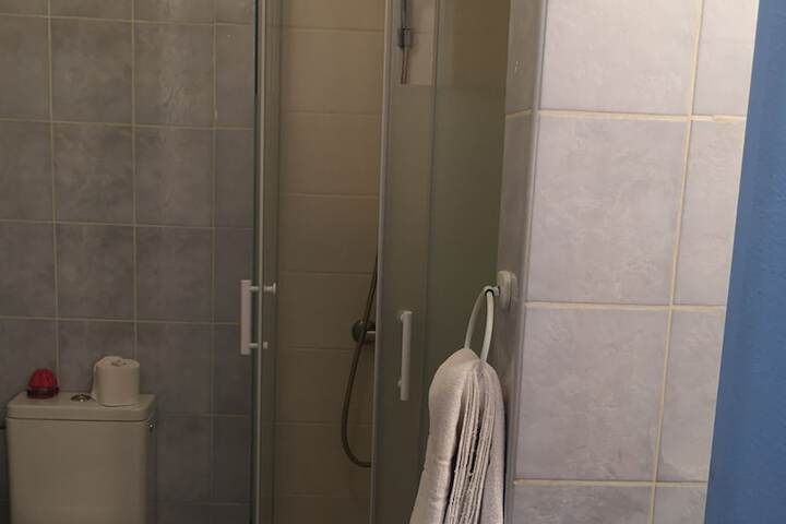 Room 21 of 29