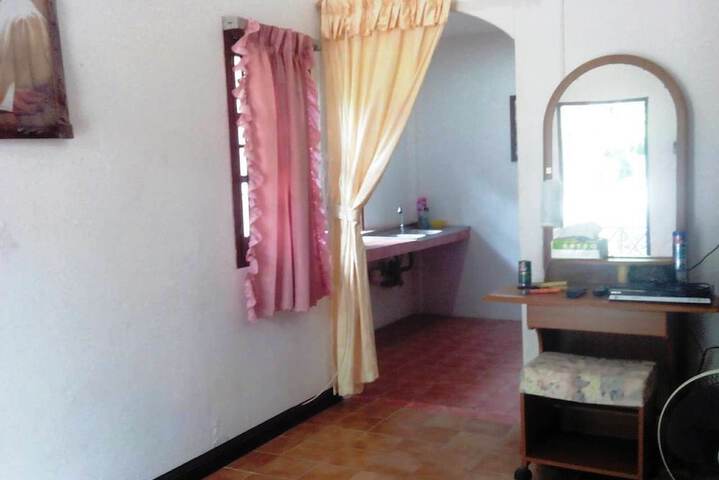 Room 15 of 18