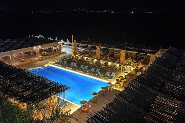 Hotel 52 of 65