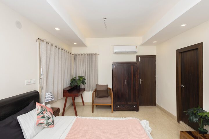 Room 74 of 118