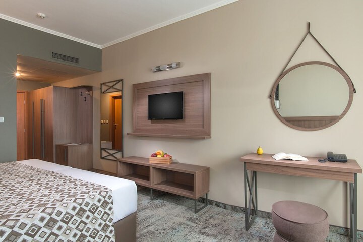 Room 7 of 55