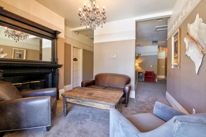 Hotel Interior 95 of 105