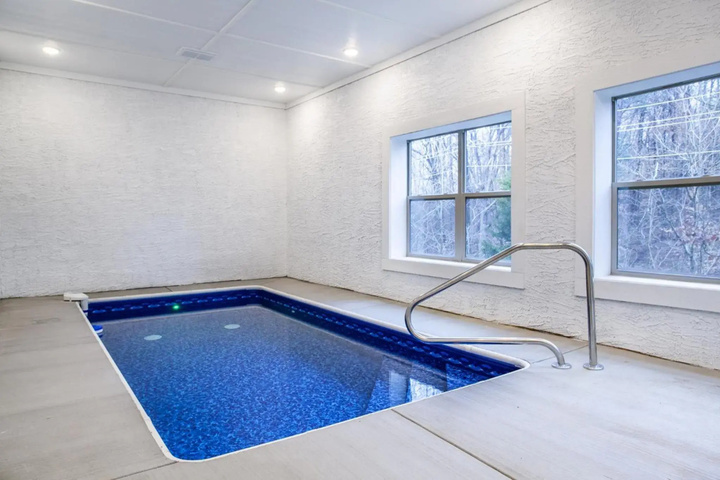 Exterior of Swimming Bears Lodge 2 with Pool Hot Tub and Theater