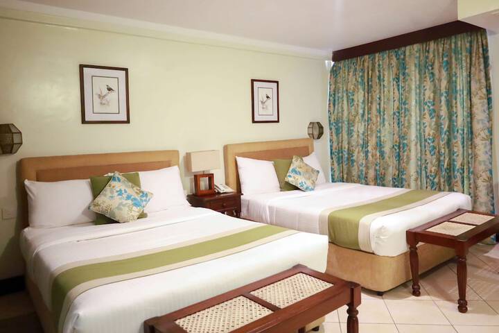 Room 14 of 110