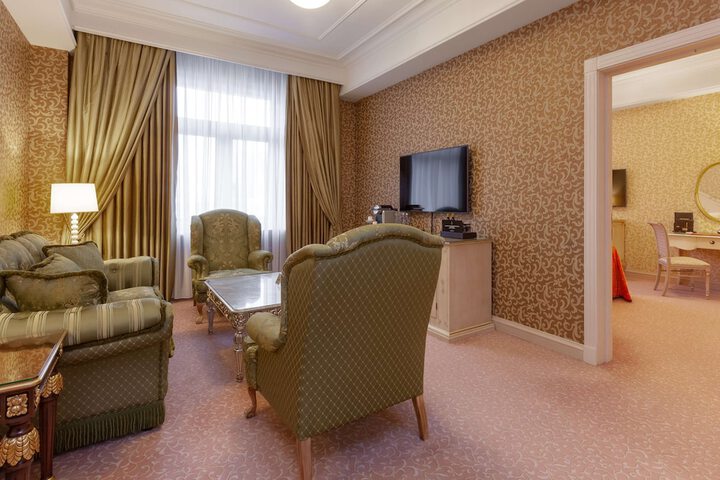 Room 41 of 339