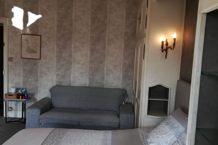 Room 48 of 50