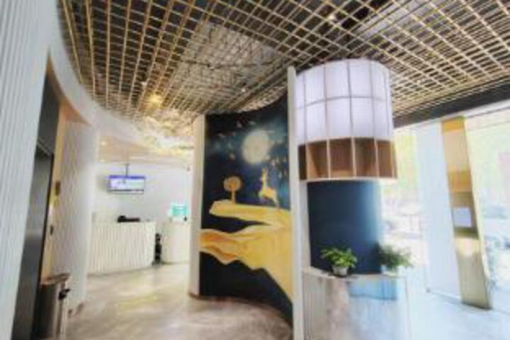 Yufuheng Business Hotel (Shenzhen Longhua Bus Station)